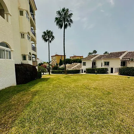 Bajo Con Terraza En La Costa Del Sol Apartment